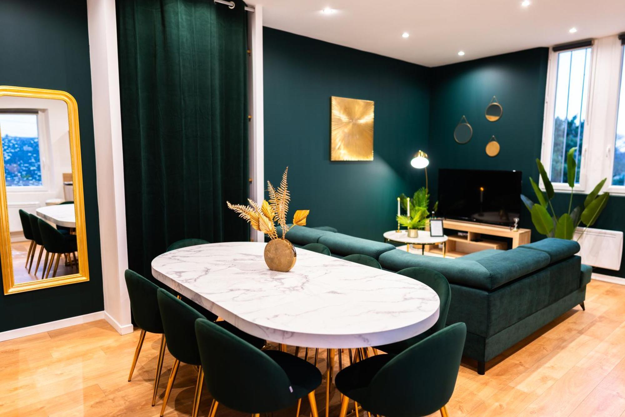 Grand Loft Familial 4 Chambres Avec Parking Prive Saumur Buitenkant foto