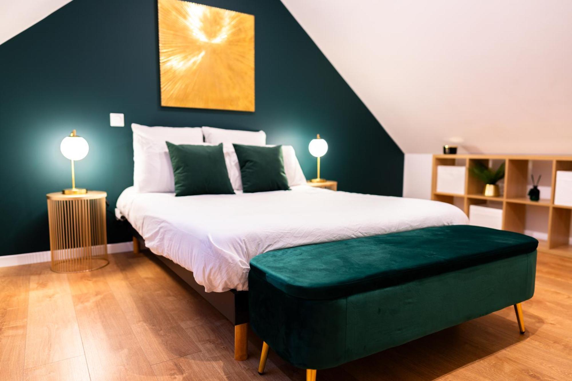 Grand Loft Familial 4 Chambres Avec Parking Prive Saumur Buitenkant foto
