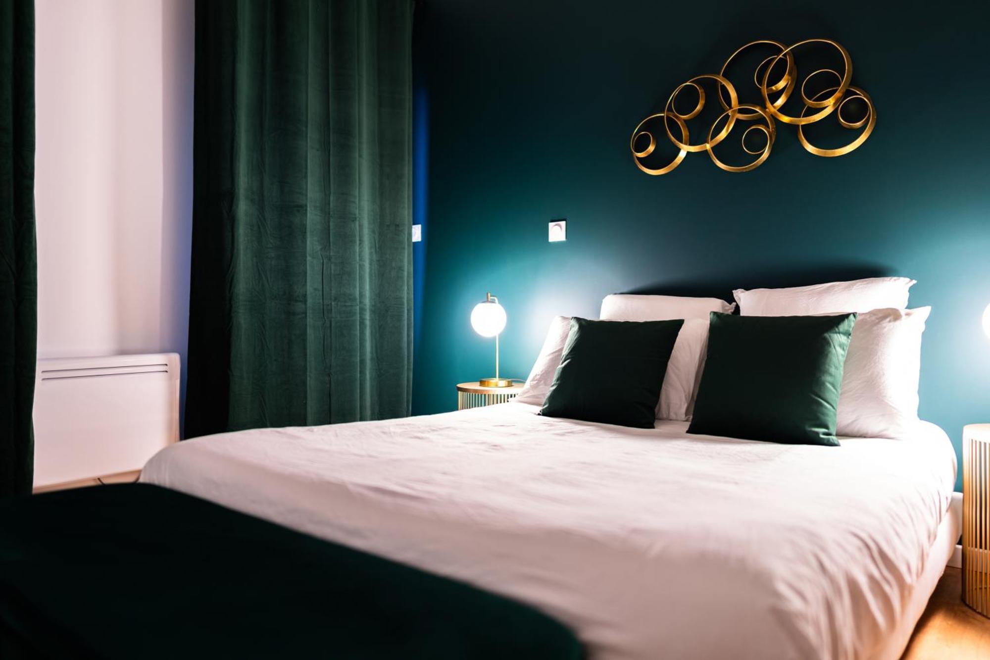 Grand Loft Familial 4 Chambres Avec Parking Prive Saumur Buitenkant foto