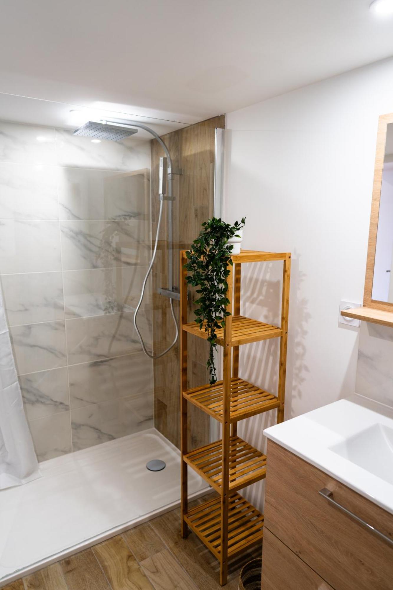 Grand Loft Familial 4 Chambres Avec Parking Prive Saumur Buitenkant foto